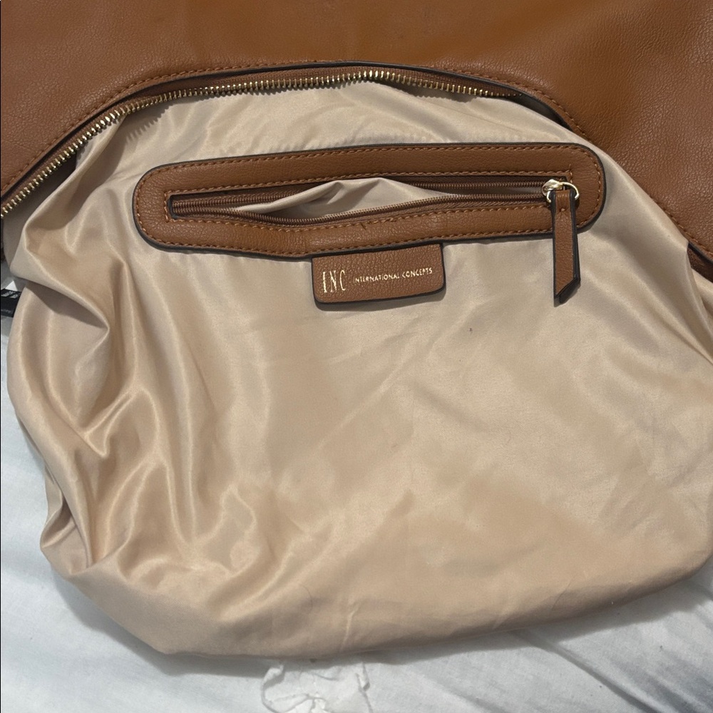 NWOT Inernational concepts shoulder bag - Picture 5 of 10